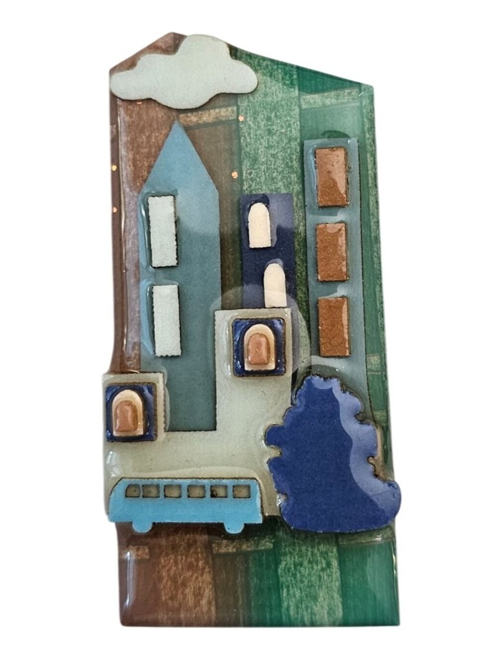 Lucinda House Sky Scraper Cityscape Bus Pin J833